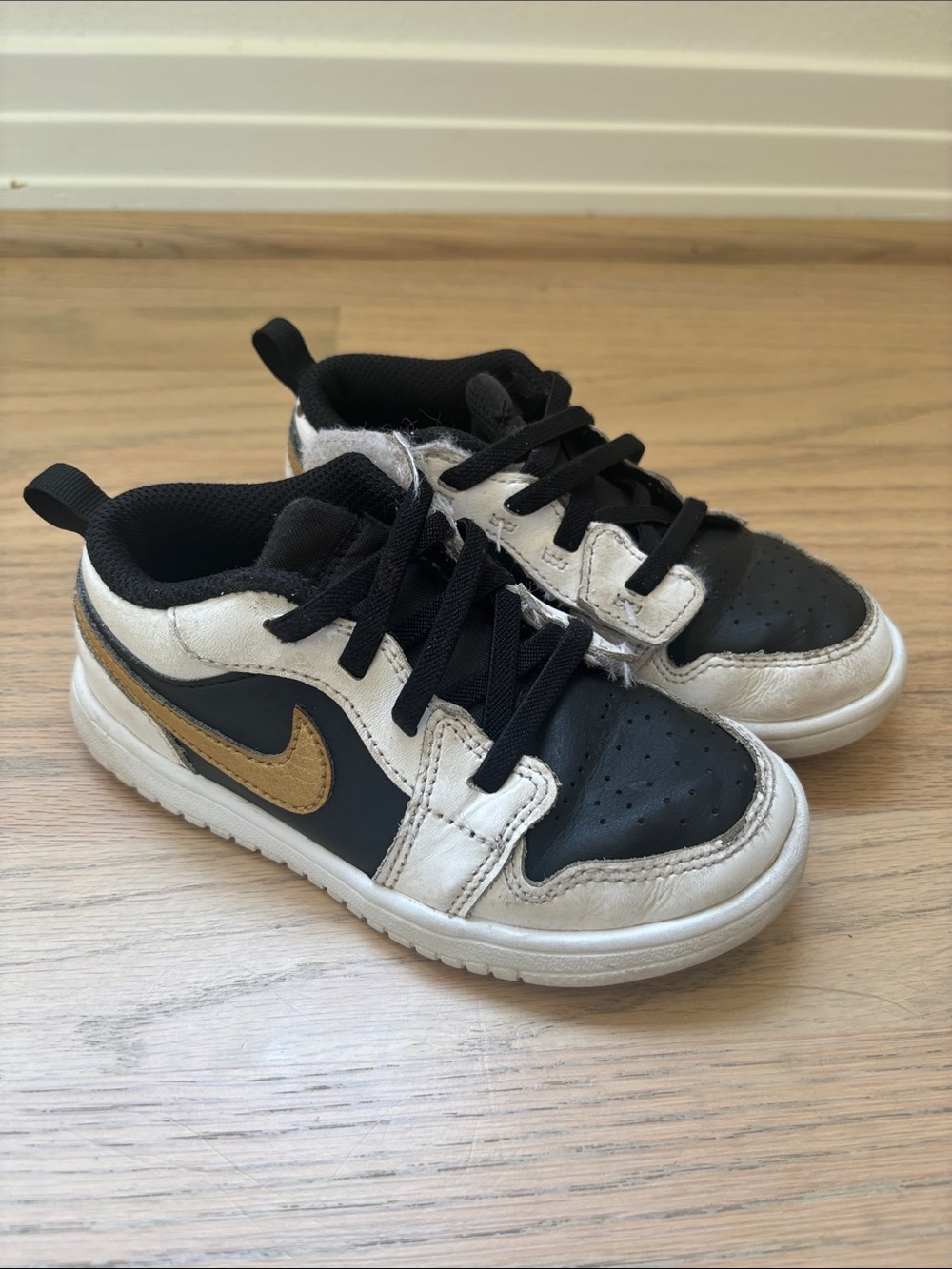 Nike Kids Jordan 1 Low Alt - Black White Gold Low-Top Sneakers